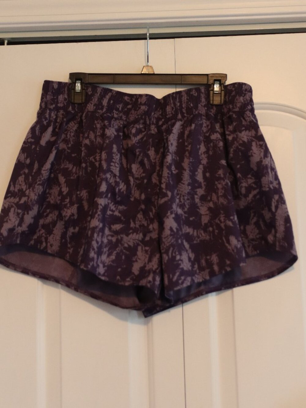 Nike One Dri-Fit High Waisted Brief Lined Purple Abstract Print Short Size XL
